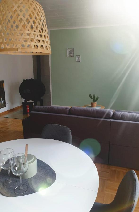Maison Mellie Oberhausen an der Nahe Esterno foto